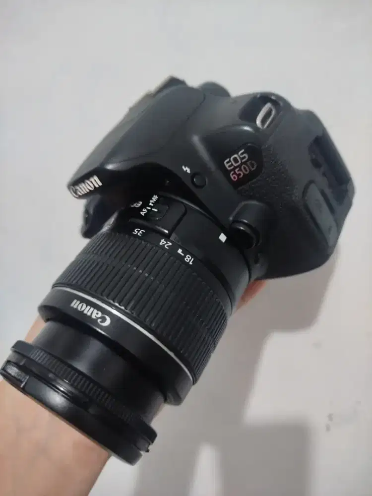 Kamera Canon EOS 650D kit 18-55mm