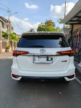 Fortuner GR 2.8 cc 2022 jual cepat