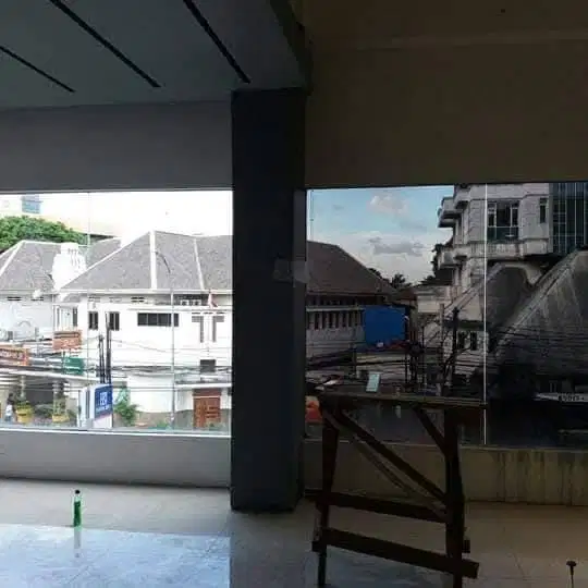 Jasa Pasang Sticker Kaca Film