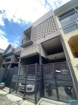 Rumah 2 Lantai Kavling Polda Wage Jl. Jeruk Sidoarjo