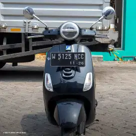 Vespa LX125 Hitam vin 2020