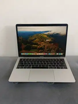 MACBOOK AIR 2019 i5 13INCH RAM 8GB 128GB
