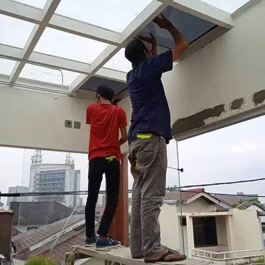 Jasa Pasang Sticker Kaca Film