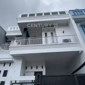 Jual Cepat Rumah Siap Huni 2 Lt Strategis Di Kemayoran S8534