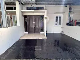 Dijual Rumah second di area Cluster