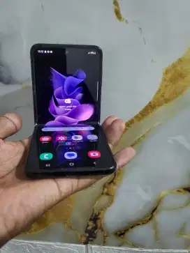 Samsung z flip 3 ram 8/128 Resmi Fukkset