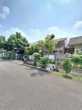 Dijual rumah siap huni di bintaro jakarta selatan
