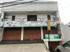 Disewakan/dijual Ruko 3,5 Lantai