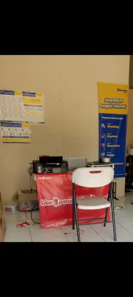 Di butuhkan 1 orang untuk kurir pick up dan input data