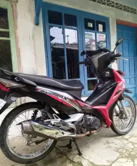 Di jual cepat supra × 125 tahun 2019