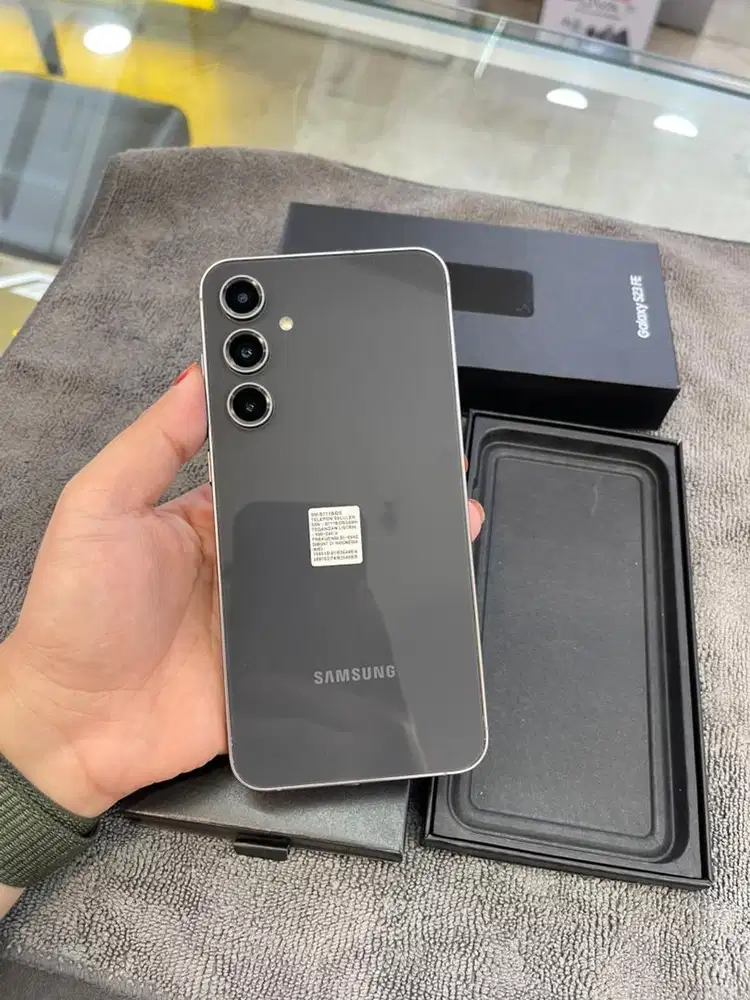 Samsung Galaxy S23 Fe 8/256 Grey Sein fullset