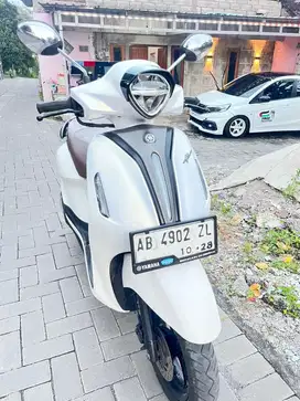 Yamaha Grand Filano