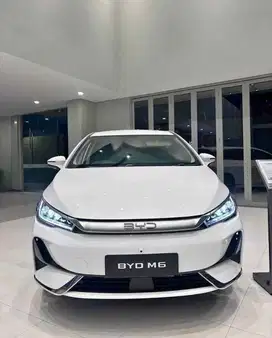 BYD M6 2024 Listrik