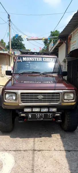 Dijual Mobil Feroza 1995 Terawat, siap pakai, Tinggal ga