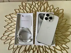 Iphone 15 pro fullset lengkap mulus 99% no minus