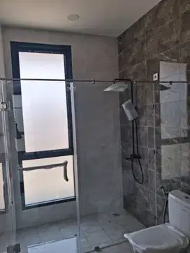 Rumah Manyar Jaya NEW GRESS MINIMALIS STRATEGIS MODERN
