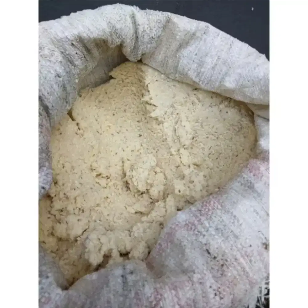 Ampas Tahu Fresh. Masih segar/Baru Peras