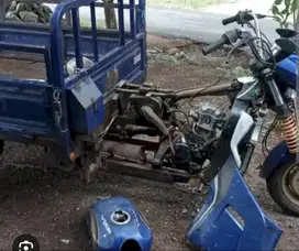 Jasa servis panggilan motor roda tiga disemua jenis.