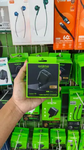TRAVEL CHARGER 18W ORAIMO OCW-5184E+C53