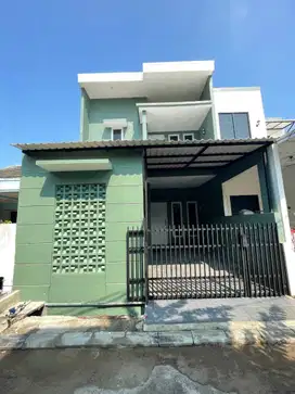 DISEWAKAN RUMAH 2 LANTAI DI PAMULANG