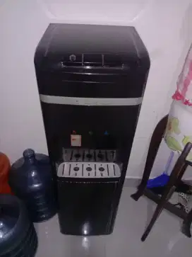 Dispenser modena