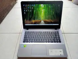 ASUS X442UR / Core i5 Gen-8 / nVidia 930MX / SSD 256Gb / 12Gb /2Jam
