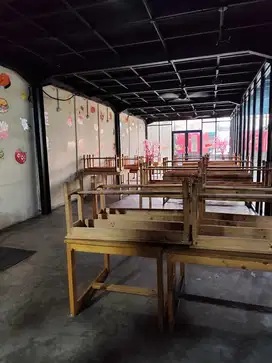 DISEWAKAN BANGUNAN 2 LANTAI EX RESTO DI JATIWARINGIN BEKASI