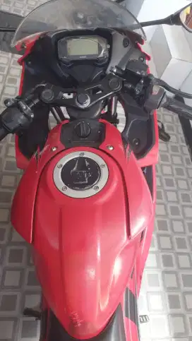 DI JUAL SUZKI GSX