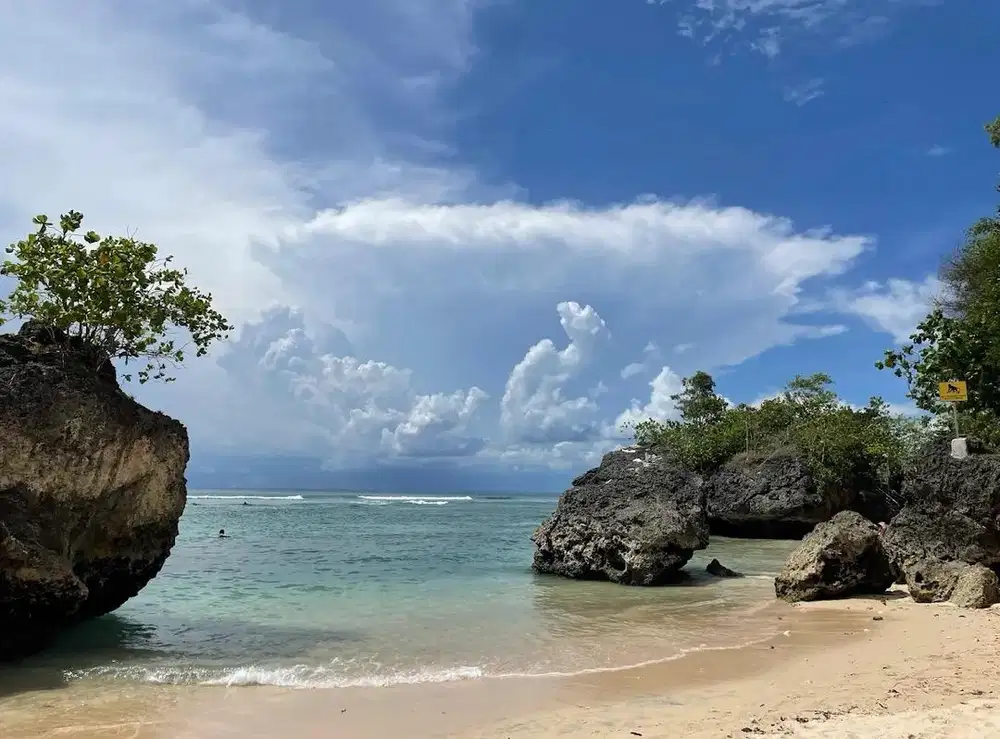 Dijual Lahan di Depan Pantai Padang Padang Pecatu Kuta Selatan Bali