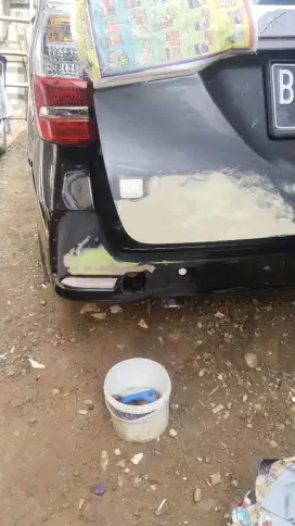 poles mobil dan cat