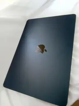 Jual Macbook Air M2 8GB/256GB