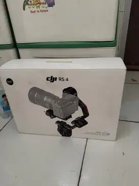 DJI RONIN RS4 BASIC