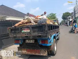Jasa buang puing dan buang sampah