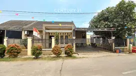 Rumah Hoek 1 Lt Jalan 2 Row Mobil Di Vida Bumipala Bekasi S8955