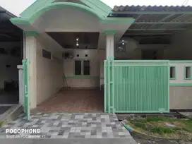 DISEWAKAN RUMAH RAPI SIAP HUNI DI CLUSTER TAMAN SARI HARAPAN INDAH BEK