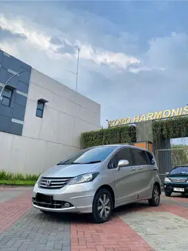 Honda Freed 1.5 PSd matic 2010 Like New