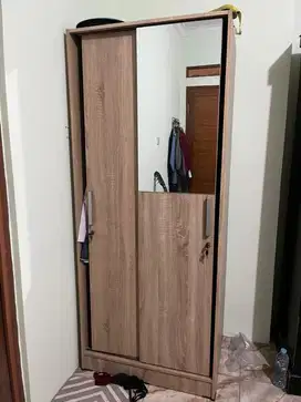 Lemari Pakaian kaca nego