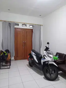Rumah minimalis dalam perum lingkungan tenang Akses tol Pasirkoja