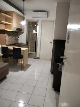 Disewakan Apartemen kalibata city Tower Gaharu 2br furnish