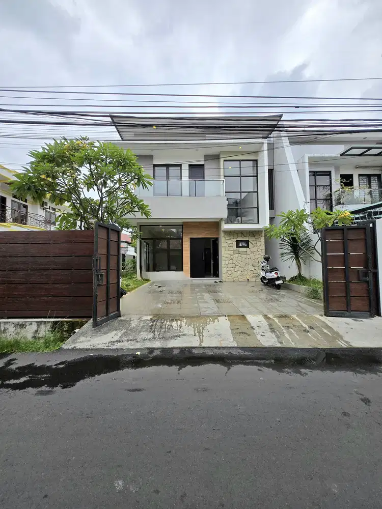 Rumah Baru Non Komplek Posisi Hook Lokasi BEBAS BANJIR Di Duren Sawit