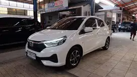 Odometer 8 ribu ! Honda Brio E Manual 2024 Putih antik baru tidak ada