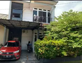 Dijual Cepat BU Rumah 2 lantai di Villa Bogor Indah