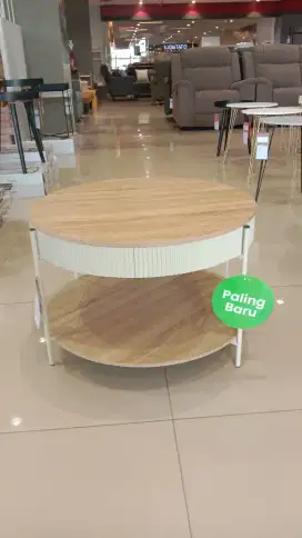 Helina Meja Tamu