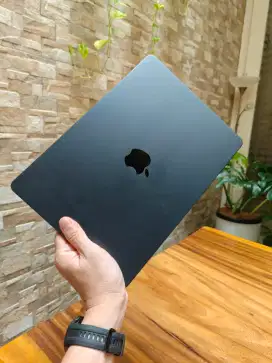 Macbook Air M2 13.6