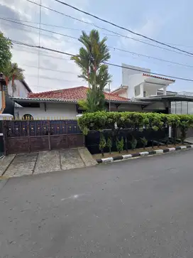 TURUN HARGA, Dijual CEPAT Rumah Second Layak Huni Di Pondok Bambu Duri