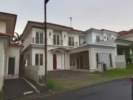 Dijual rumah di central park kota wisata cibubur