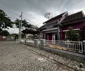 V1 Dijual Rumah Hook Siap Huni Strategis di Pesanggrahan Batu