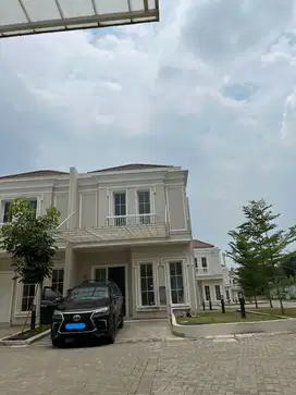 Rumah 2 Lantai Ini Cantik Banget, Hoek plus FULL FURNISH, Mau ???