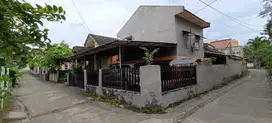 DIJUAL RUMAH HOOK PUSAT KOTA DEKAT RS MOHAMMAD HOESIN PALEMBANG