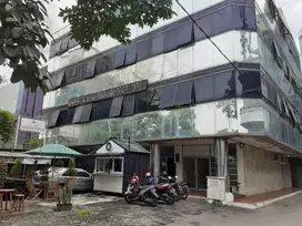DIJUAL Gedung di Jl. Cikini Raya, Menteng, Jakarta Pusat